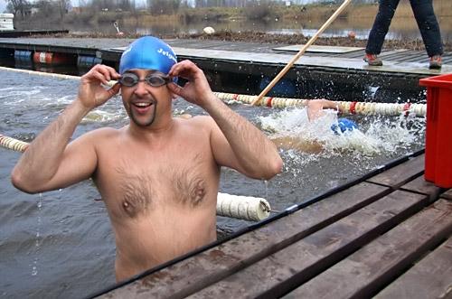 Jelgavas roņu līderis pārstāvēs Latviju unikālā peldējumā no Čukotkas uz Aļasku