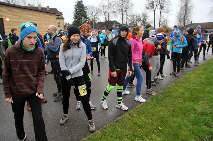 FOTO: Atjautīgie un drosmīgie bauda piedzīvojumus sacīkstē «Remoss 2013»