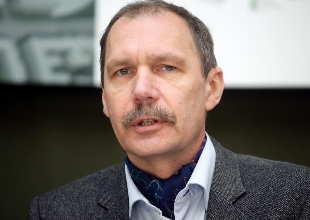 Atlūgumu iesniedzis būvvaldes vadītāja vietnieks Cinis