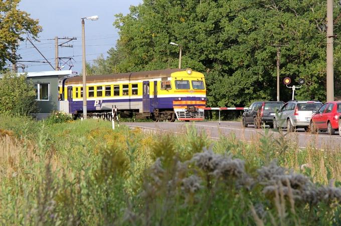 «Pasažieru vilciens» aicina jelgavniekus strādāt par konduktoriem kontrolieriem