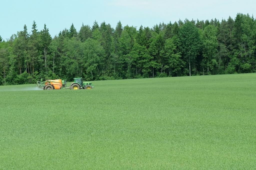 100 lielākie Latvijas lauksaimnieciskās produkcijas ražotāji apgrozījuši 185 miljonus latu