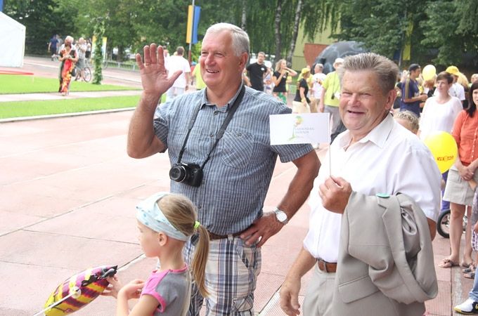 Tā vietā, lai vērtētu Sporta centra šefa Baranovska atbilstību amatam, Ozolnieku Dome viņam palielina algu (precizēts)