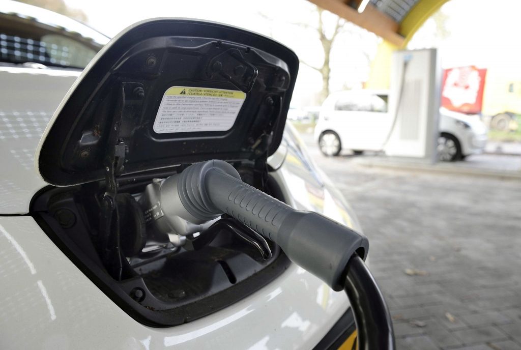 Elektromobilitātes attīstības plānam Latvijā iecerēts atvēlēt 29,99 miljonus eiro