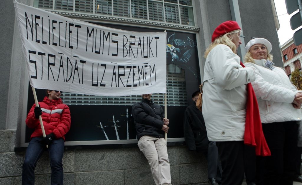 papildināts (15:56) - Pedagogi maijā izies ielās