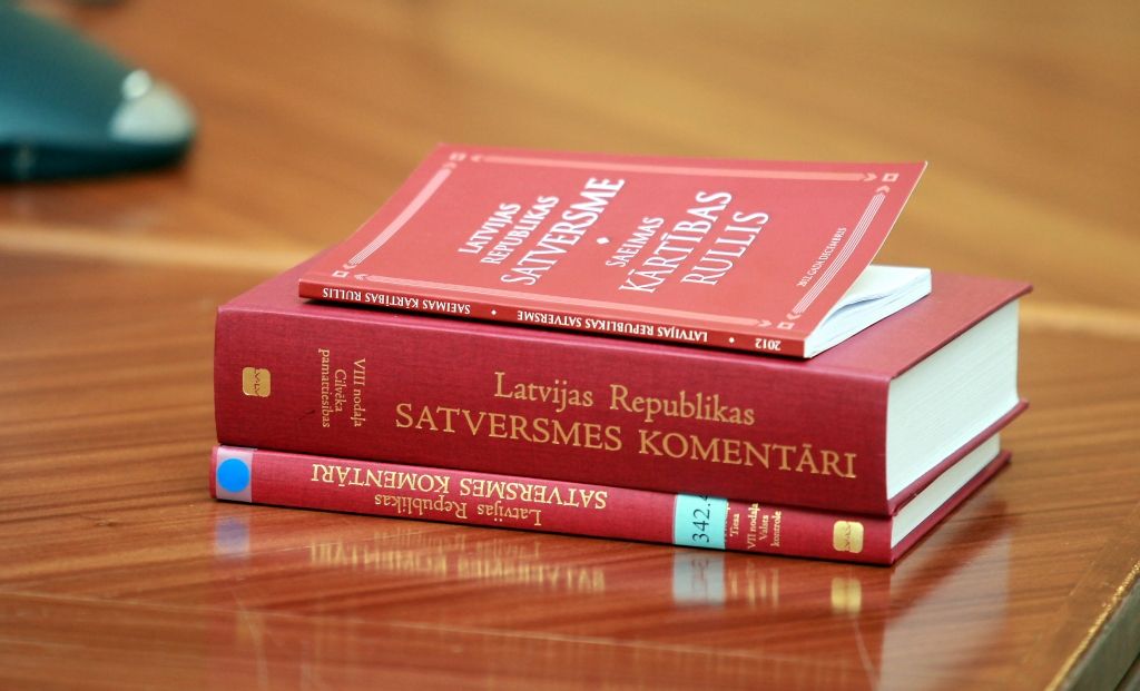 Parlamentā konceptuāls atbalsts Satversmes preambulas projektam