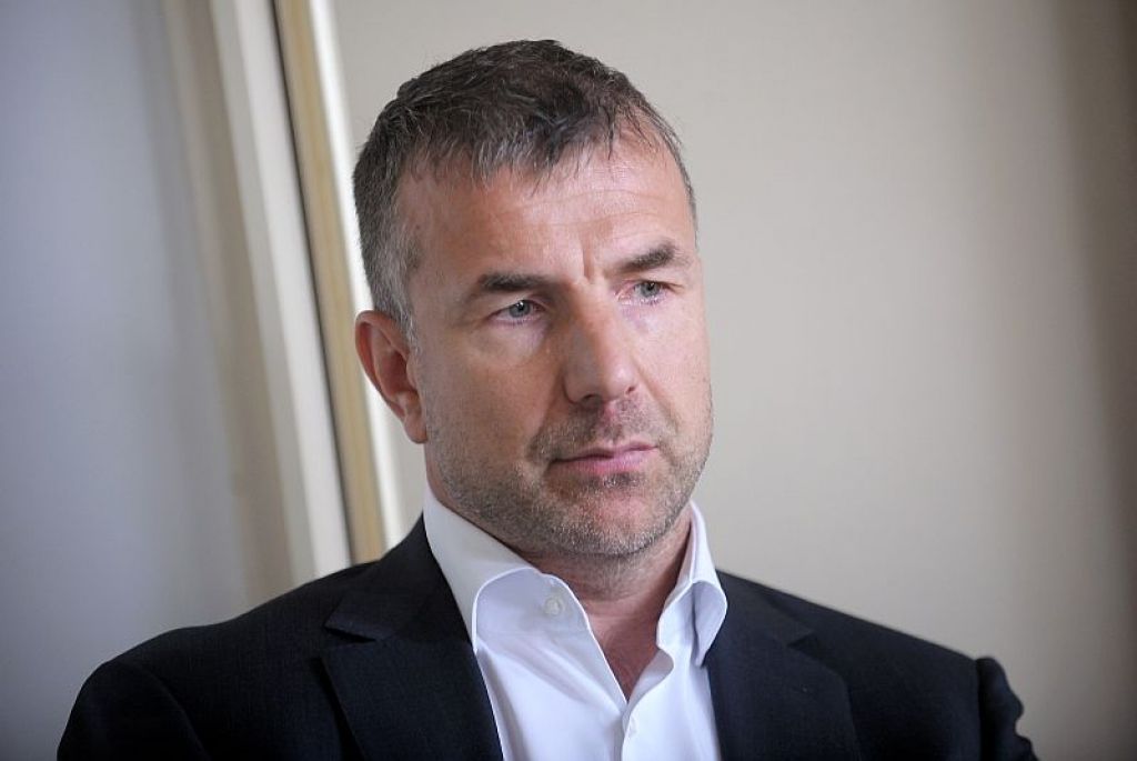 Šīns: daudzi ārvalstnieki pērk īpašumus Latvijā, neprasot pretī uzturēšanās atļaujas