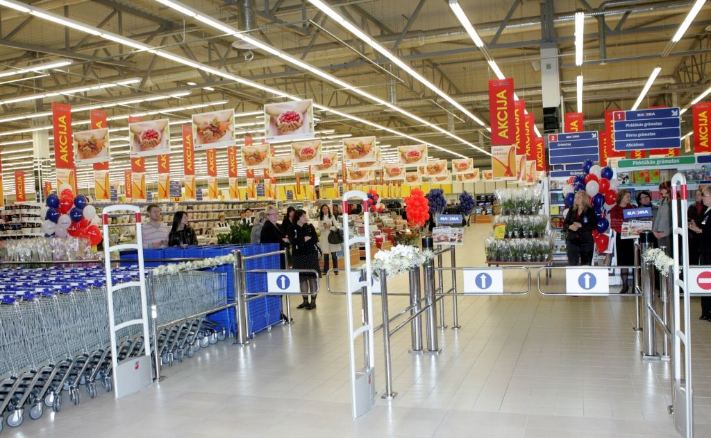 Maxima apgrozījums pērn nedaudz pieaudzis; pircēju boikots turpinās