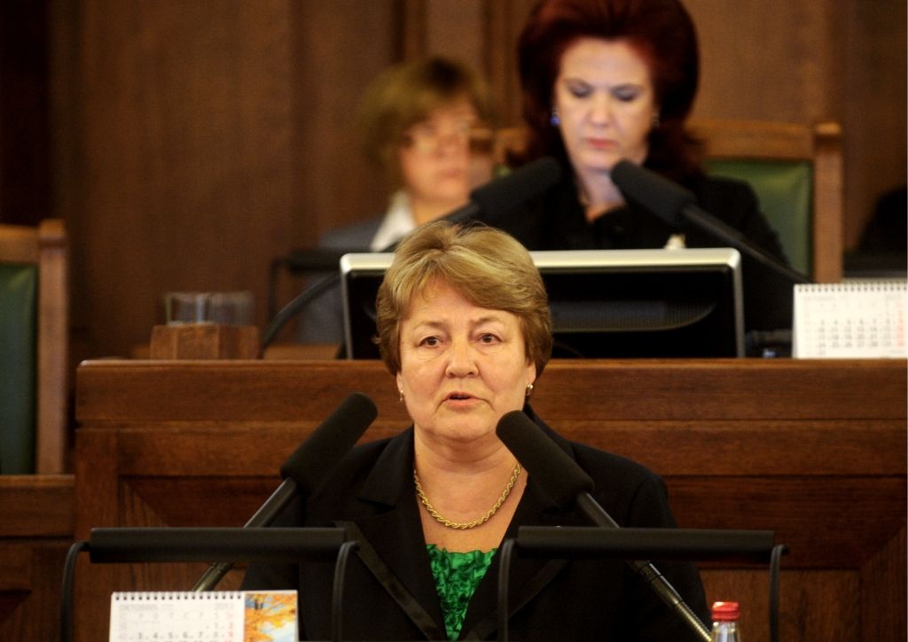 Saeima: VDK dokumenti publiski būs pieejami 2017.gadā pēc to izpētes