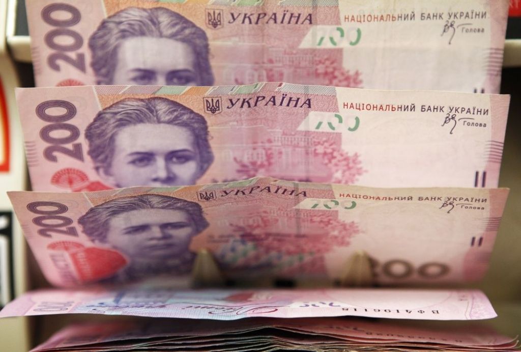Ukrainas valūtai šogad lielākais kritums pasaulē