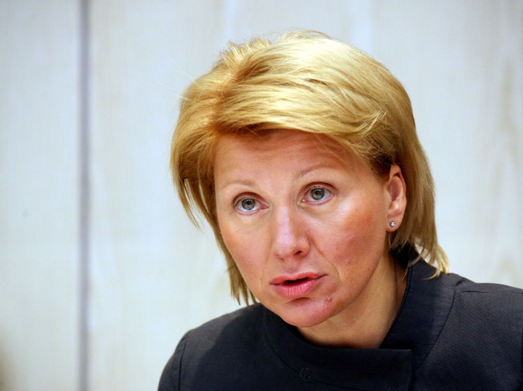 No Plaudes-Rēlingeres un citām personām par labu Revertai piedzen teju trīs miljonus