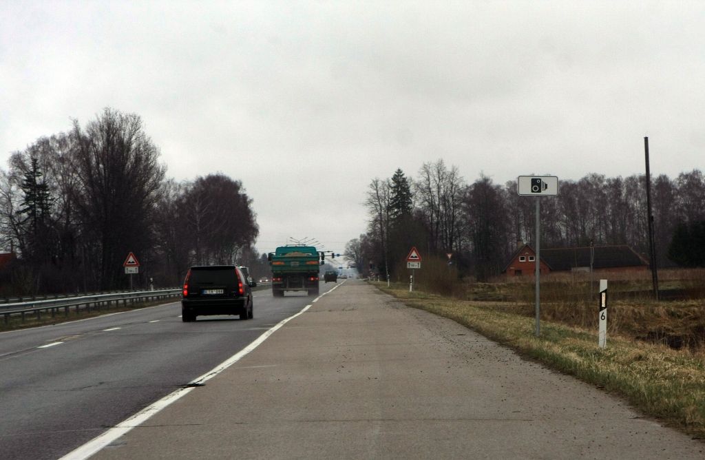 Fotoradarus uzstādīs uz ceļiem, kur tiek apdraudēta satiksmes drošība