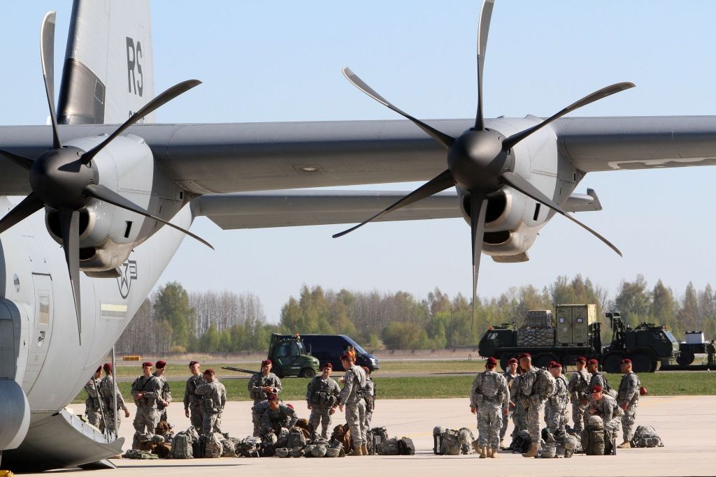 Krieviju satraukušas NATO militārās aktivitātes Austrumeiropā