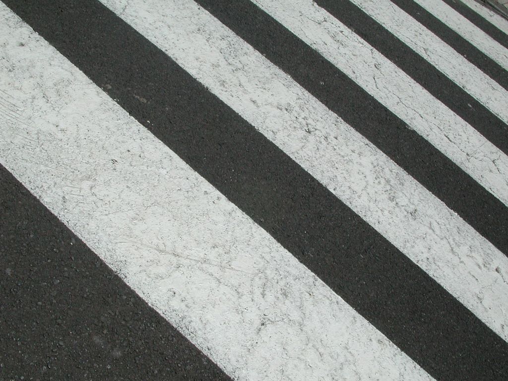 Eksperts: Gājēju pārejas ir jāpārbūvē
