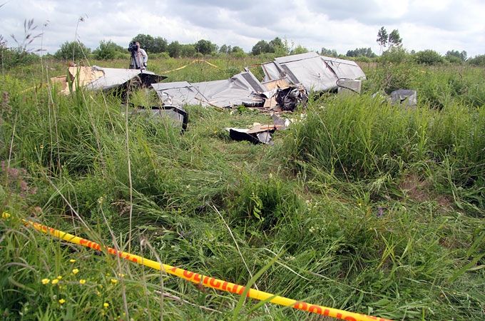 Jelgavas lidlauka teritorijā nokritis paštaisīts lidaparāts; pilots gājis bojā