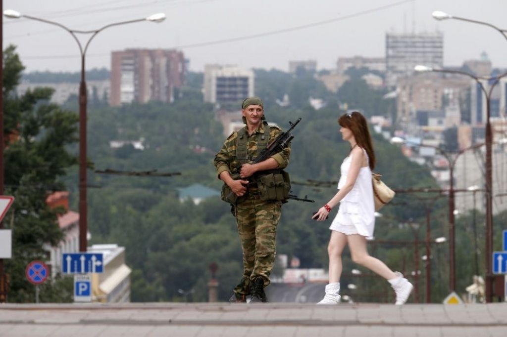 Eksperts: Krievija gatavojas otrdien ievest Ukrainā karaspēku