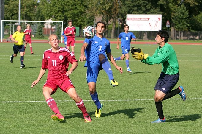 Latvijas U-17 futbolisti pārbaudes mačā atzīst Azerbaidžānas pārākumu