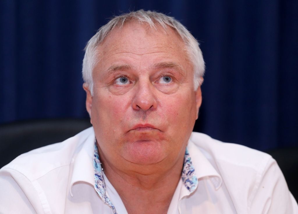 Valsts pārstāvji rosina atbrīvot no amata Loginovu