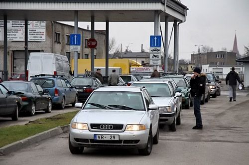 Šodien līdz pusdienlaikam Jelgavas CSDD automašīnu rinda kustēsies gausāk