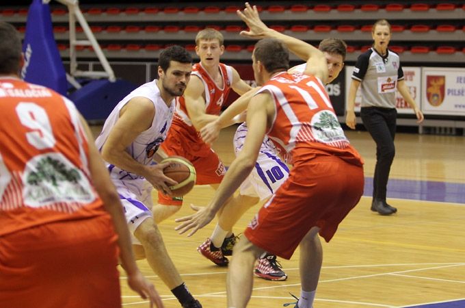 Basketbols. «Jelgava» pārbaudes spēlē uzvar Lietuvas 2. divīzijas vienību Jonišķu «Delikatesas»