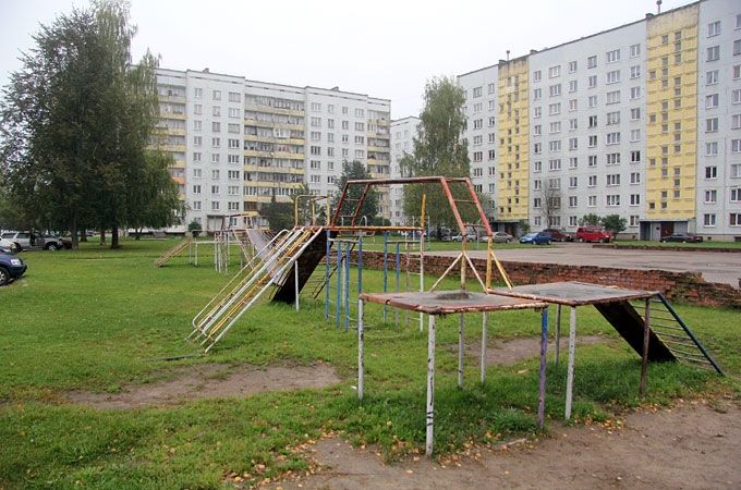 Pilnībā tiks labiekārtots pagalms Loka maģistrālē