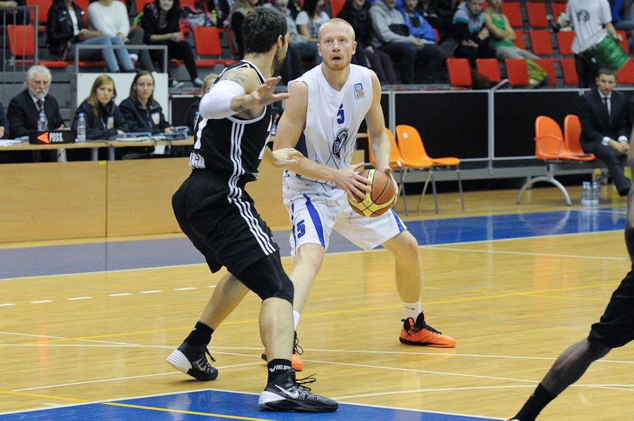 «Jelgava» pirmajā čempionāta spēlē ar 55:80 zaudē LBL vicečempioniem «VEF Rīga»