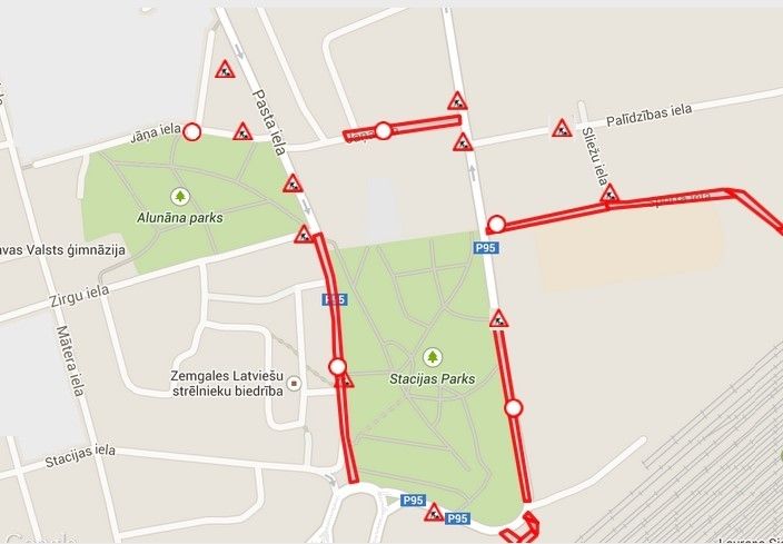 Pilsētas satiksmi joprojām apgrūtina remontdarbi un būvniecība