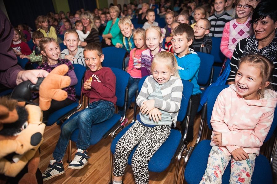 Daudziem reģionu speciālo internātpamatskolu audzēkņiem Latvijas Leļļu teātra izrāde bijusi pirmā mūžā 