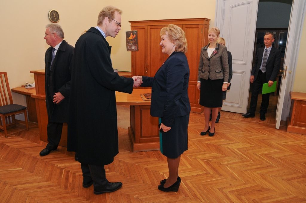 Jelgavu apmeklē Somijas vēstnieks Latvijā (FOTO)