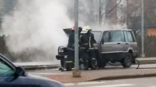 Adventes vainaga dēļ Ozolniekos evakuē sešus cilvēkus, notriec gājēju Satiksmes ielā, Dobeles šosejā dedzis auto, garnadži rosās Mežciemā un Svētē