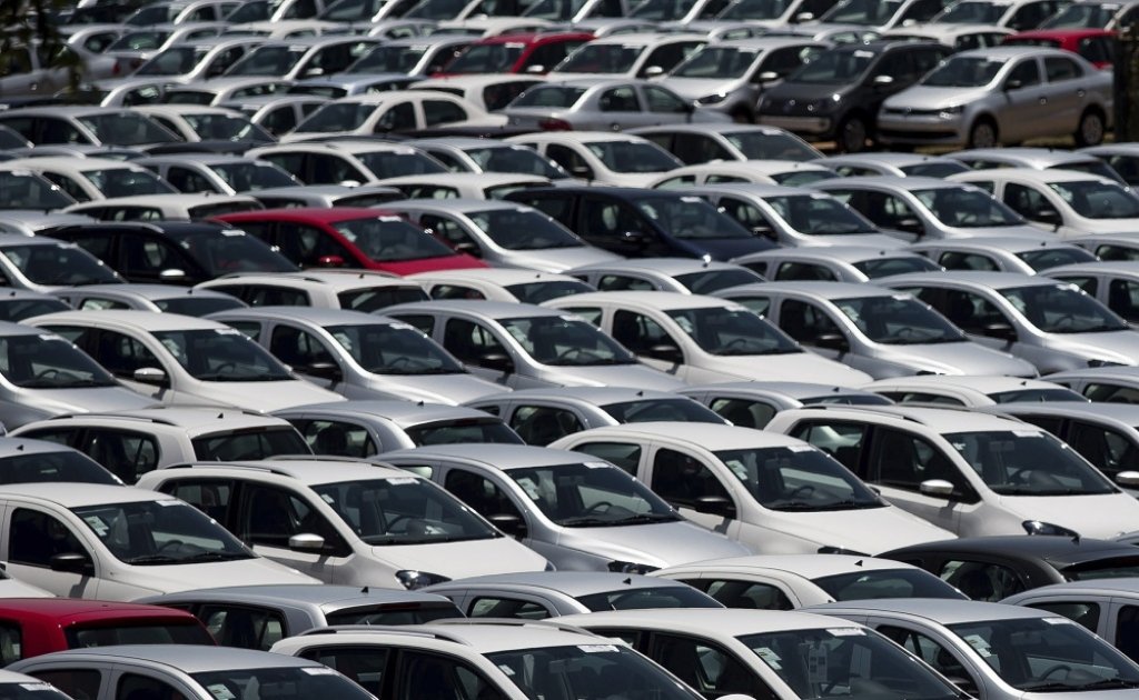 Eiropā pirmo reizi septiņu gadu laikā auguši automašīnu pārdošanas apjomi