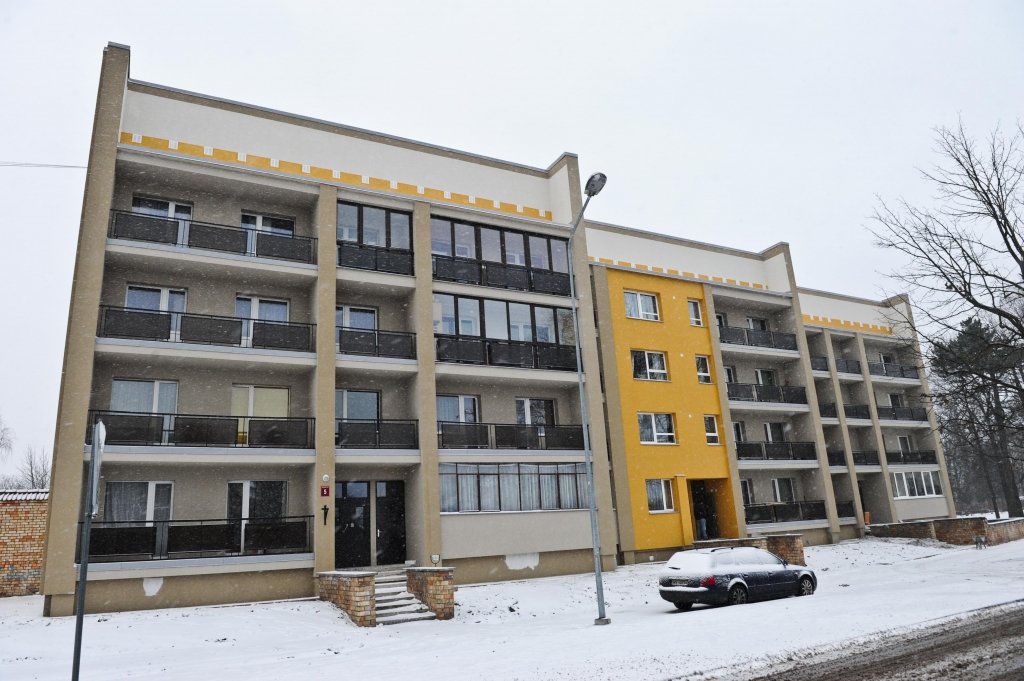 Šogad varētu nosiltināt vēl sešas mājas