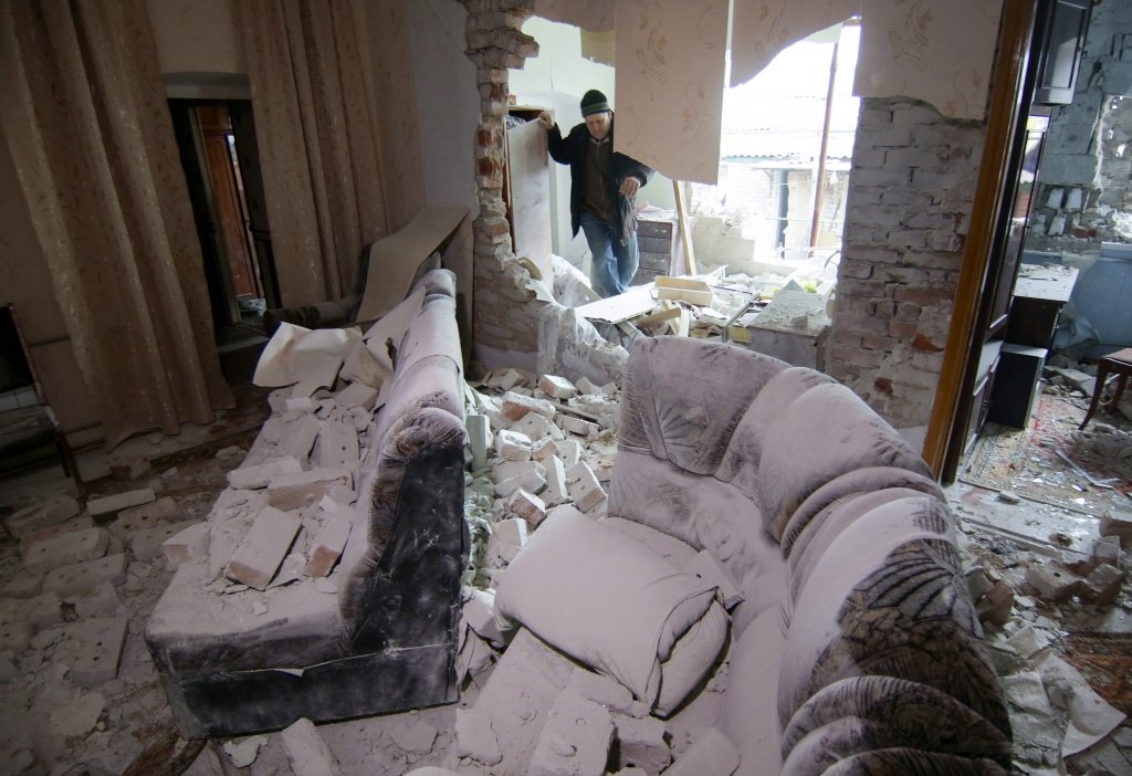 Prokrieviskie teroristi apšauda Mariupoli ar mīnmetējiem; vismaz desmit civilie upuri