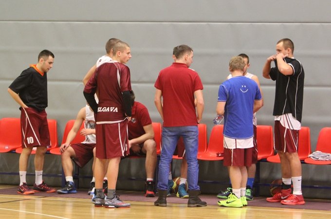 Jelgavas čempionāts basketbolā iesācies ar vairākiem pārsteigumiem (FOTO)