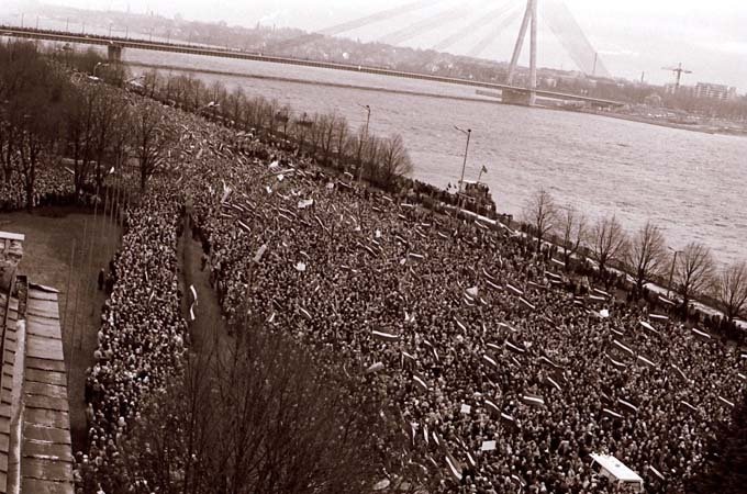 Garoznieki 1991. gada janvārī nolēma: «Ja būs bloķēti ceļi, uz lielo tautas sapulci iesim kājām»