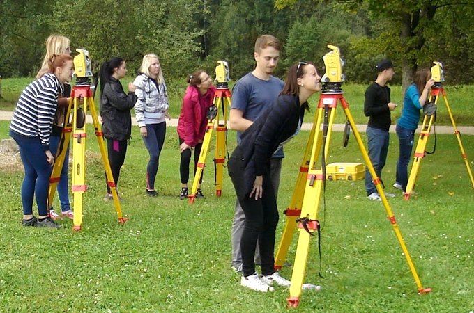 LLU aicina skolēnus no visas Latvijas uz Jauno zemes ierīkotāju un mērnieku skolu