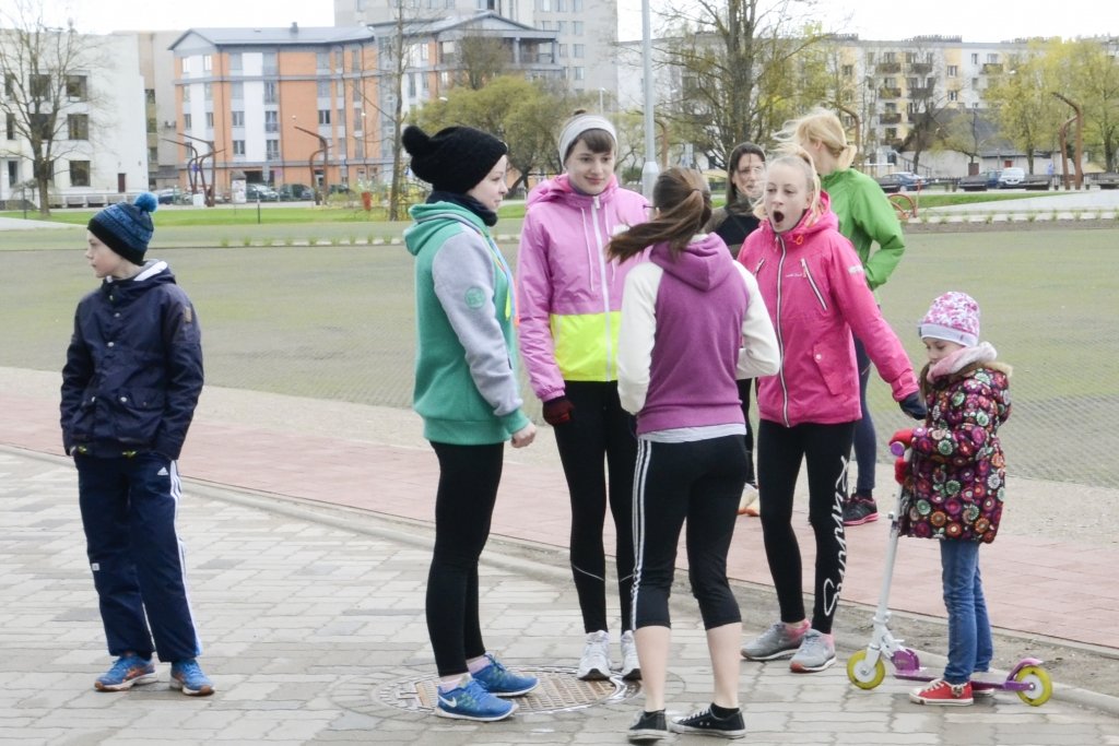 FOTO: Jelgavas nakts pusmaratona «Nike+Run Club» skriešanas koptreniņš 2.maijā