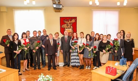 Solījumu par uzticību Latvijai dod 17 pretendentu