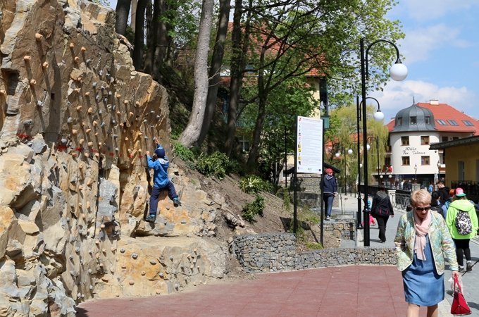  Maija brīvdienas Stoloves kalnu nacionālajā parkā Polijā pie Čehijas robežas (FOTO)