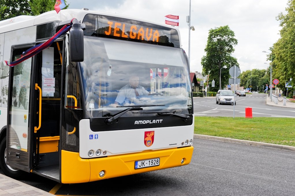 Sarīko ekskursiju pa termināla ielām (FOTO)