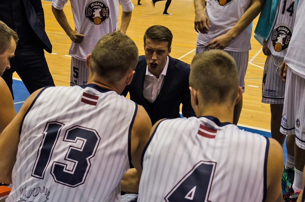 «Jelgavas» basketbolisti triumfē savā laukumā (FOTO)