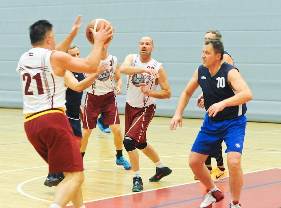 «Doks» ar pozitīvu bilanci iesāk Maksibasketbola čempionātu (FOTO)