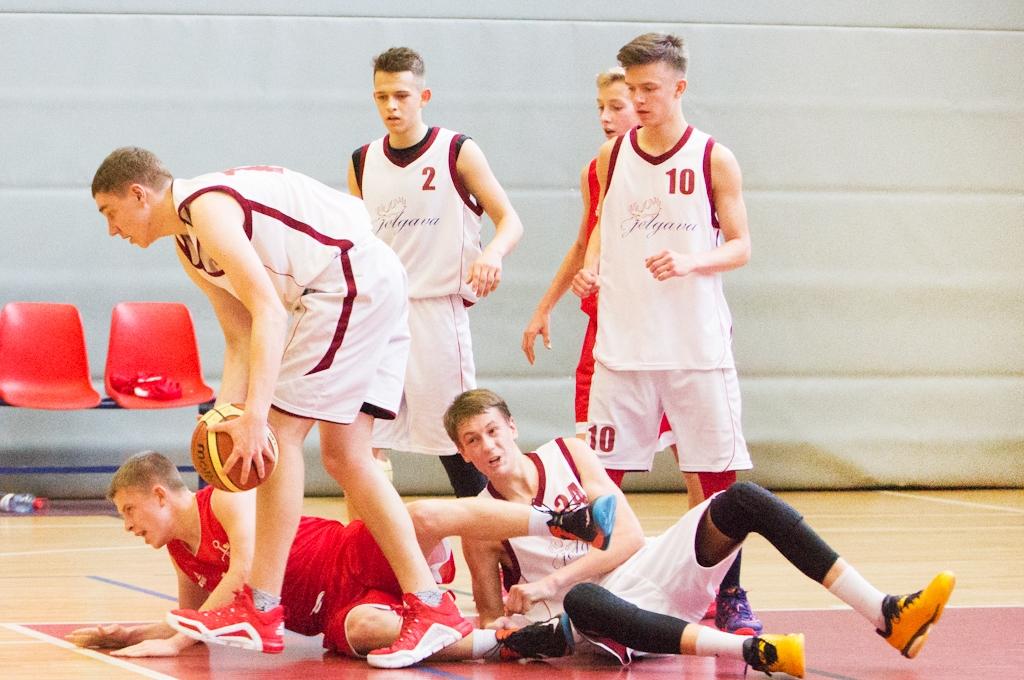 Jelgavas jaunā basketbola paaudze sniedzas uz perspektīvām nākotnē (FOTO)