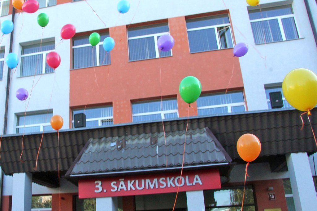 Trešā daļa Jelgavas skolēnu aukstuma dēļ šodien palikuši mājās 