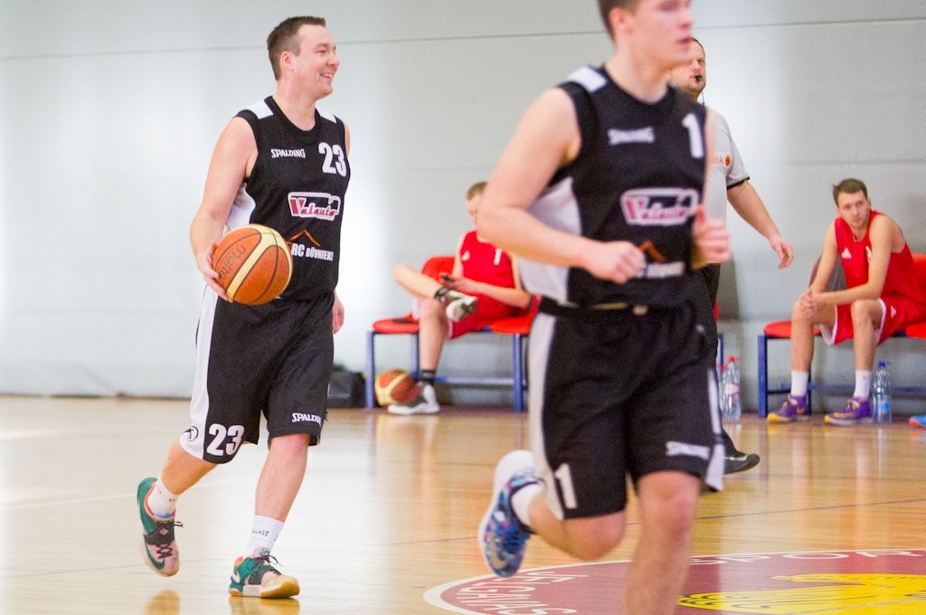 NĪP basketbolisti pārsteidz Jelgavas čempionāta pirmajā kārtā (FOTO)