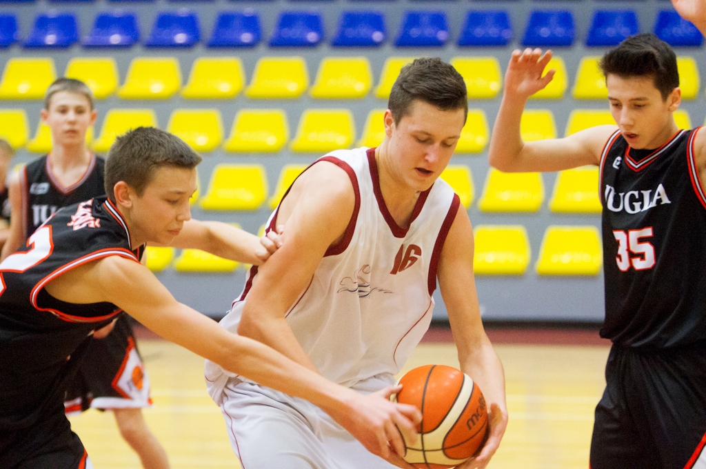  Jelgavas U15 un U17 basketbolisti izcīna uzvaras pār Juglas komandām (FOTO)