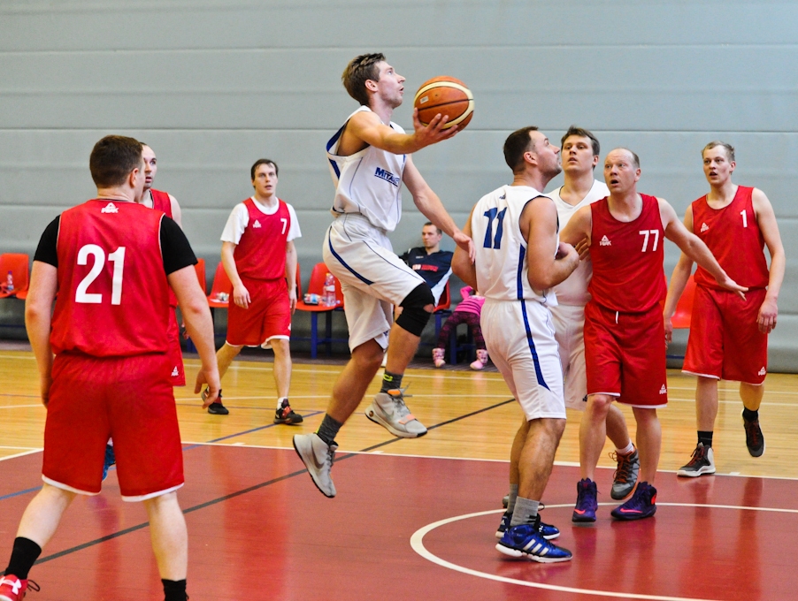  Jelgavas basketbola čempionāta divvadībā – «Doks» un «Ozols» (FOTO)