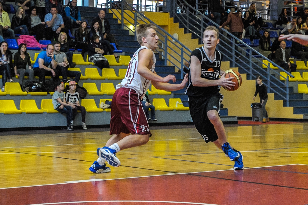 Par pilsētas basketbola čempioniem kļūst «Ķepas» (FOTO)