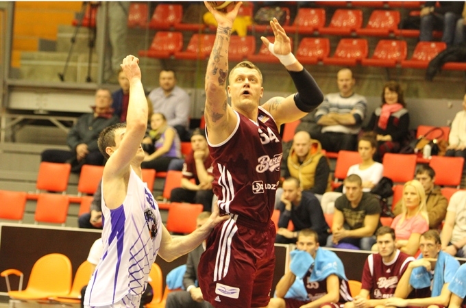 Jelgavas basketbola komanda olimpiādei nokomplektēta; sastāvā arī Kambala