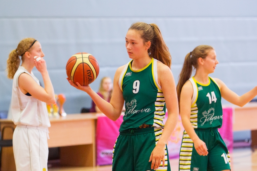 Starp Latvijas U17 basketbola izlases kandidātēm četras jelgavnieces