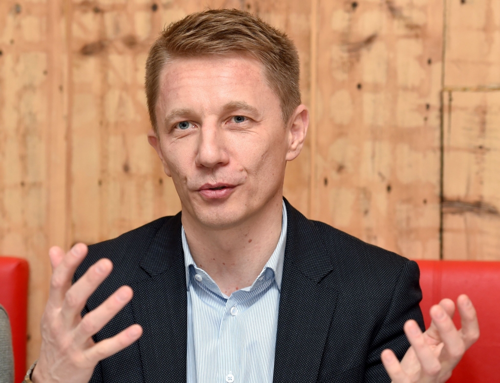 Konkurējošās bankas komentē Nordea un DNB lēmumu